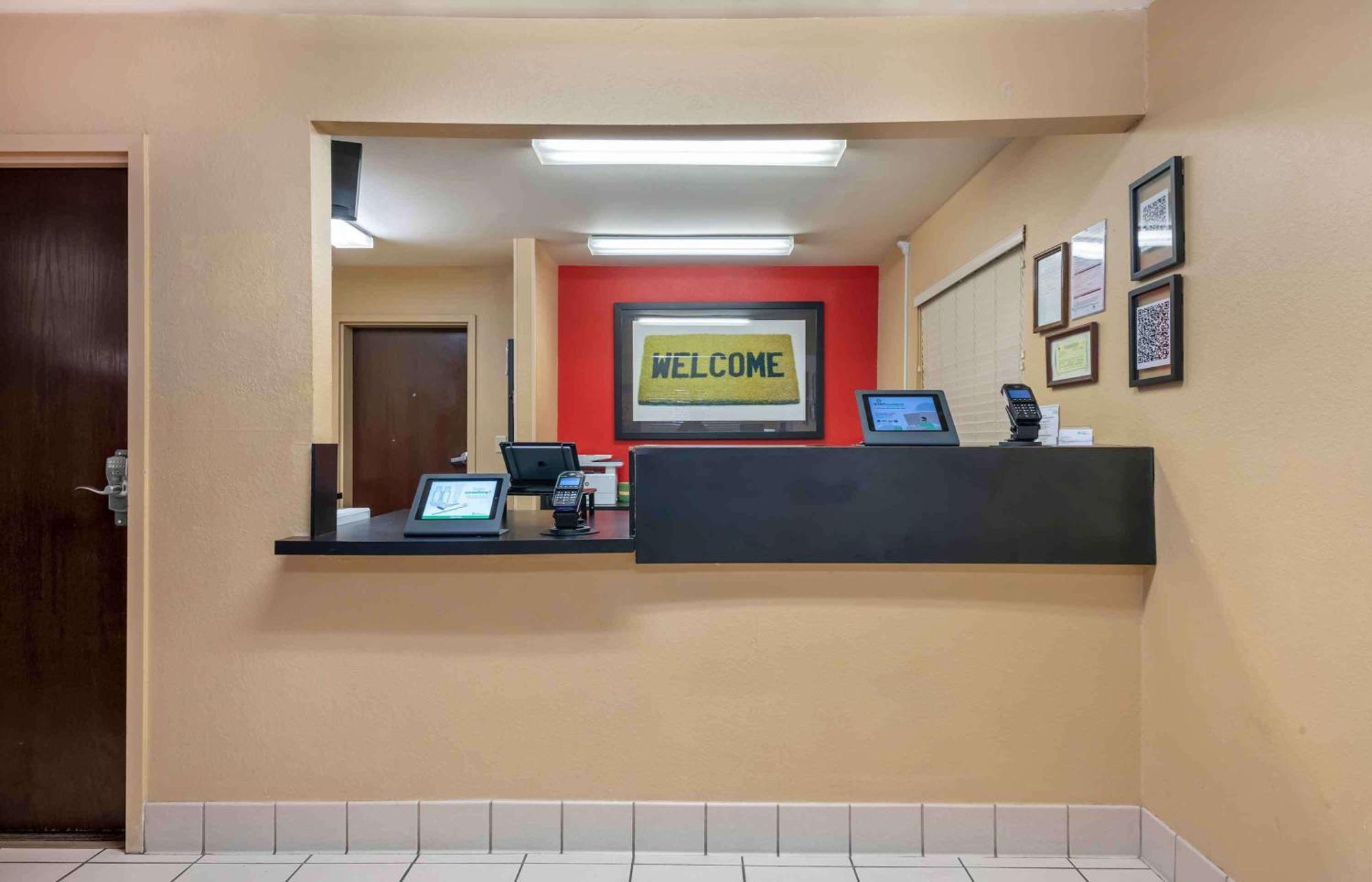 เอ็กซ์เทนด์ สเตย์ อเมริกา เกนส์วิลล์ I 75 Hotel ภายนอก รูปภาพ